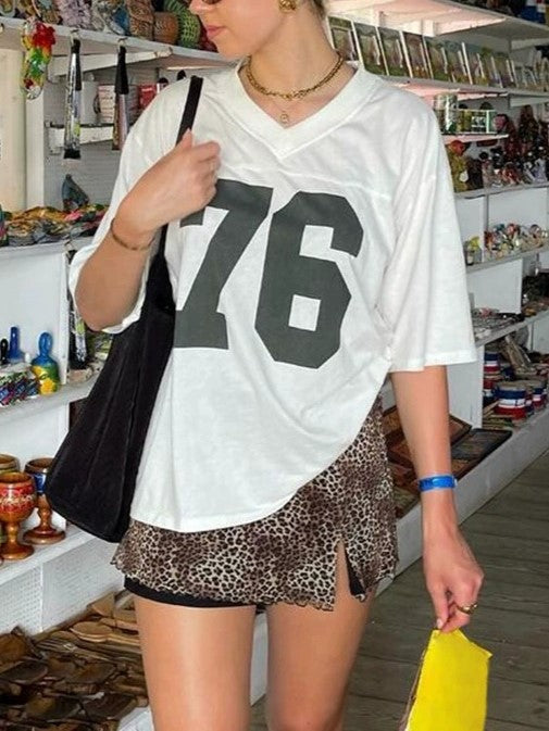 Contrast Color Retro Sport Oversized Short Sleeve Top with V Neck