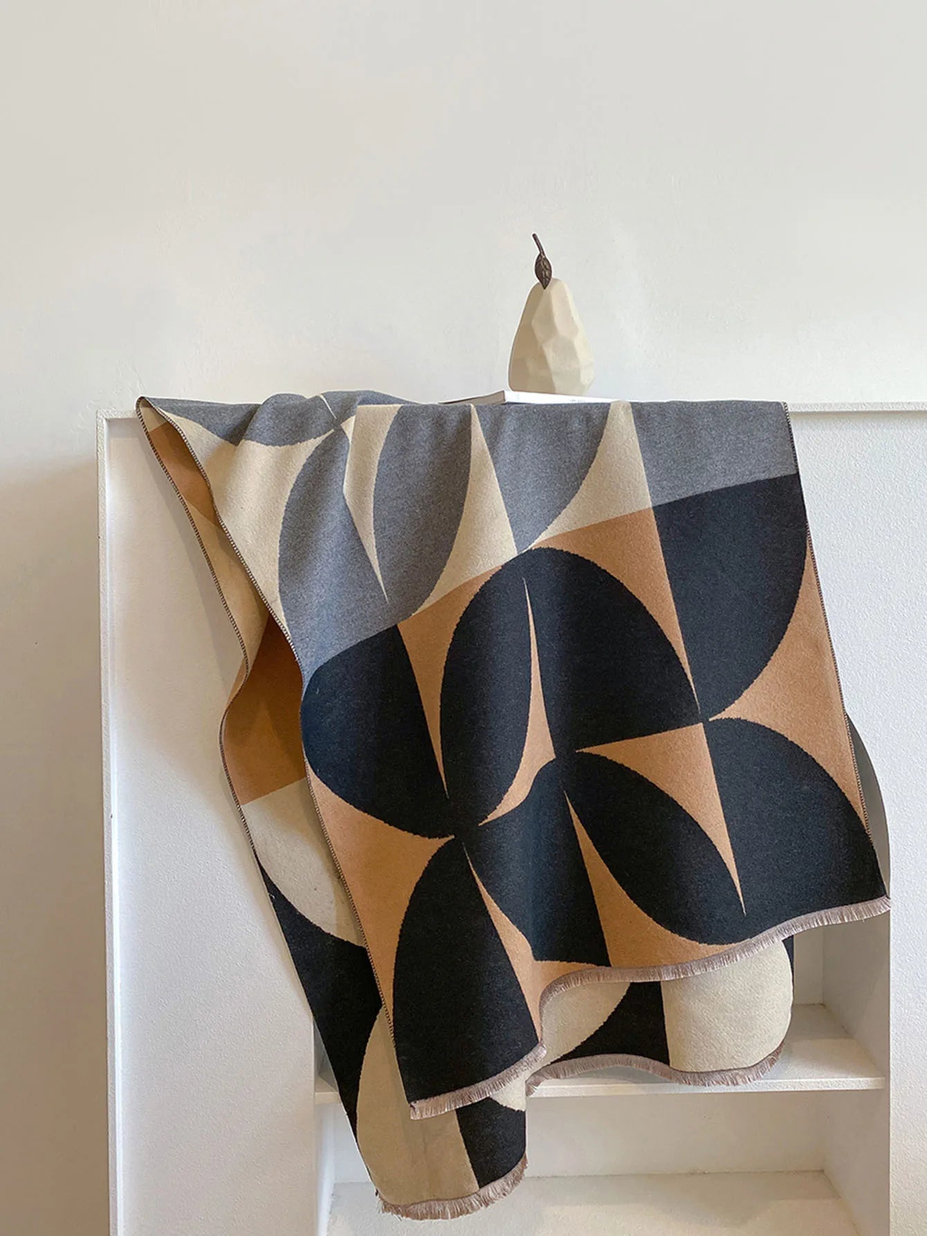 Women’s Reversible Geometric Oversized Scarf | Winter