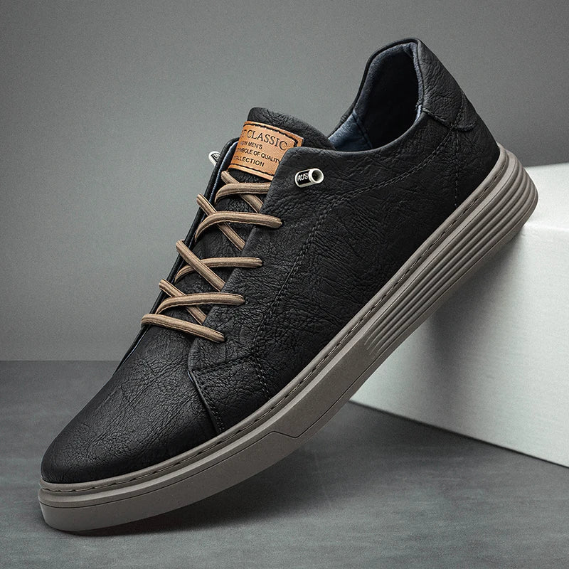 Men's Fashion Low-Top Oxford Sneakers | Lace-Up Closure