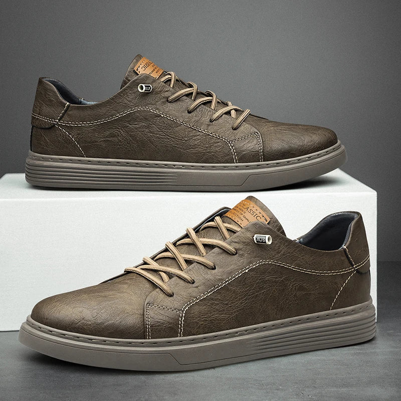 Men's Fashion Low-Top Oxford Sneakers | Lace-Up Closure