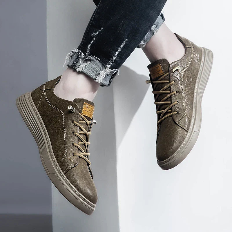 Men's Fashion Low-Top Oxford Sneakers | Lace-Up Closure