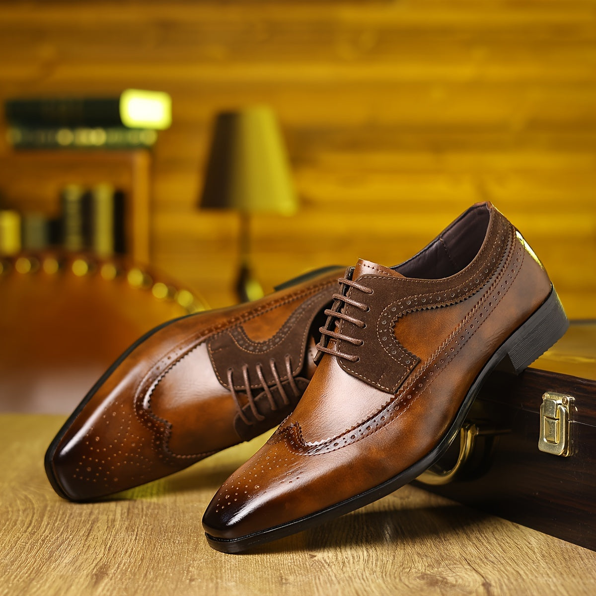 Men's Laced Brogue Wingtip Oxford Shoes