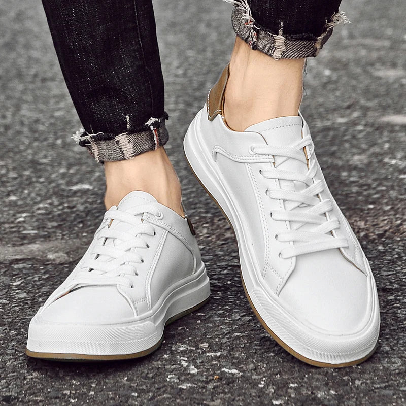 Men's Minimalist Low-Top Casual Sneakers | Lace-Up Closure