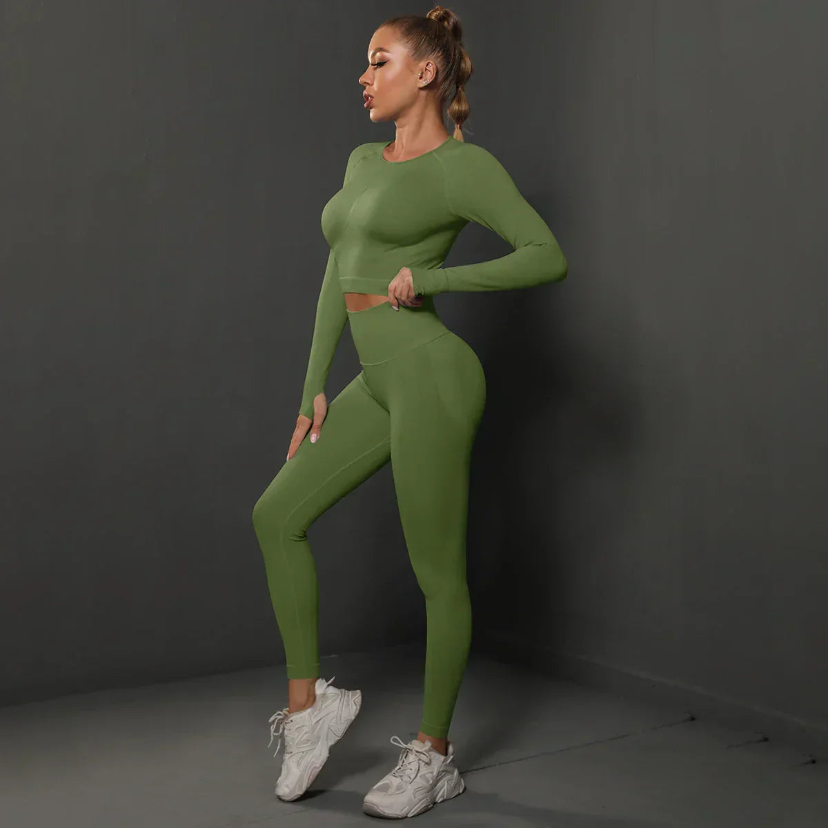 Women's Athletic Jogging Outfit | Two-Piece Set