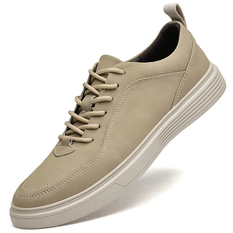 Men's Minimalist Low-Top Walking Sneakers | Smart Casual