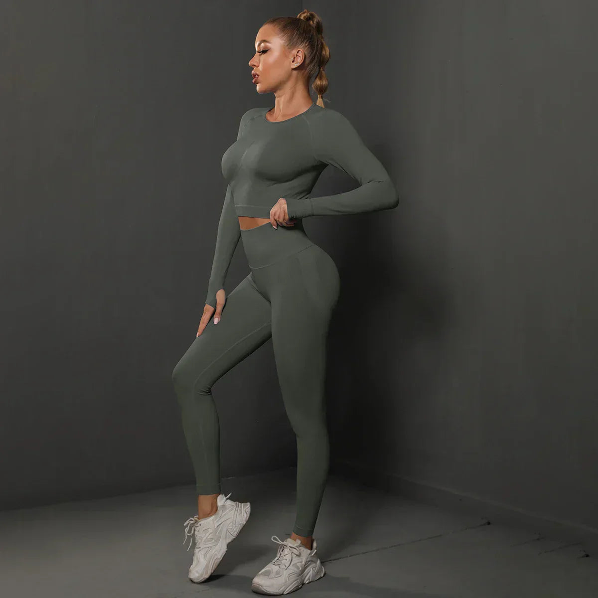 Women's Athletic Jogging Outfit | Two-Piece Set