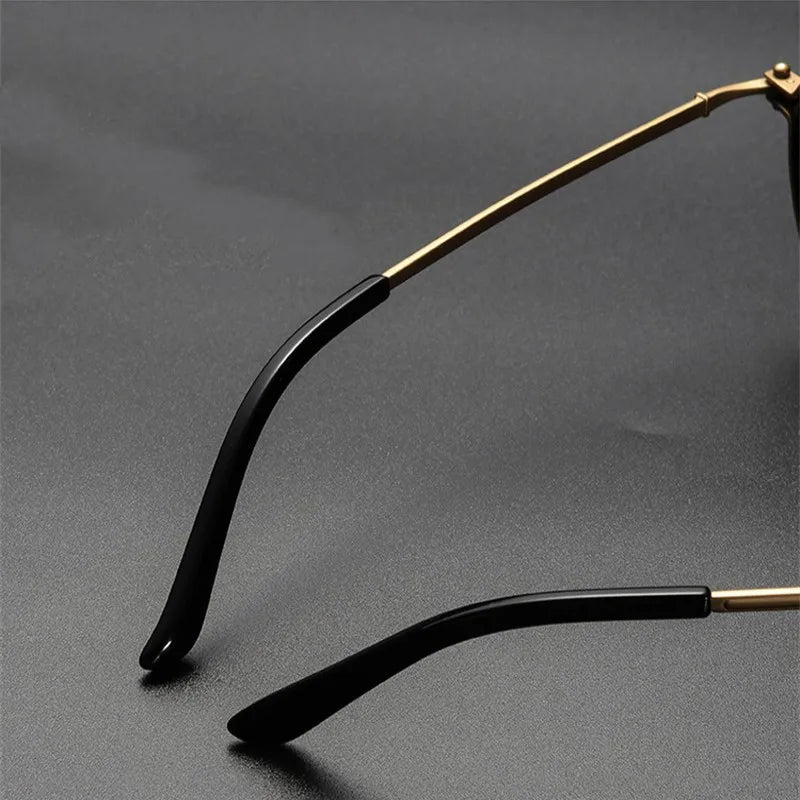 Retro Anti-Blue Light Eyeglasses | Round Frame