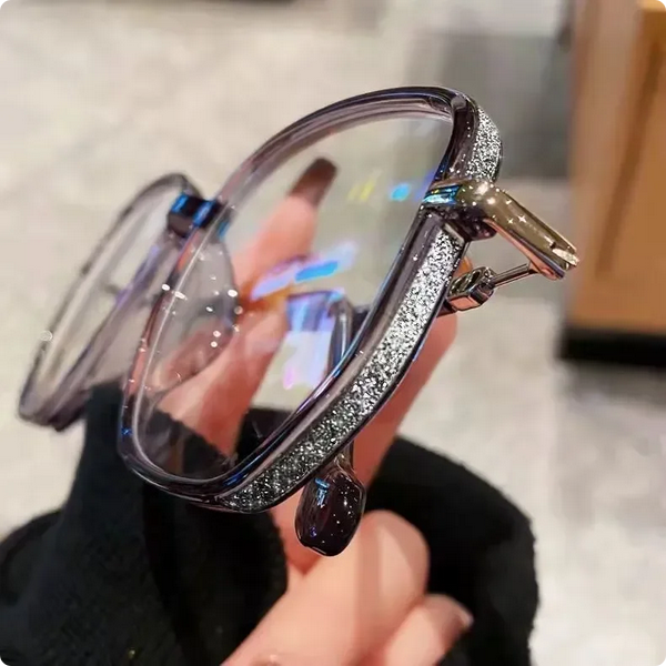 Women’s Retro Oversized Cat-Eye Glasses | Clear Frame