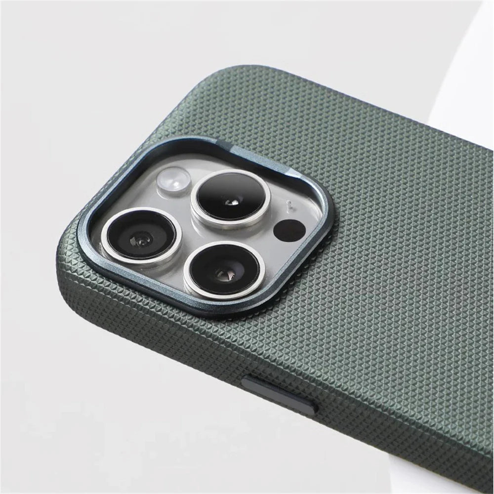 Two-Tone Minimalist MagSafe iPhone Case