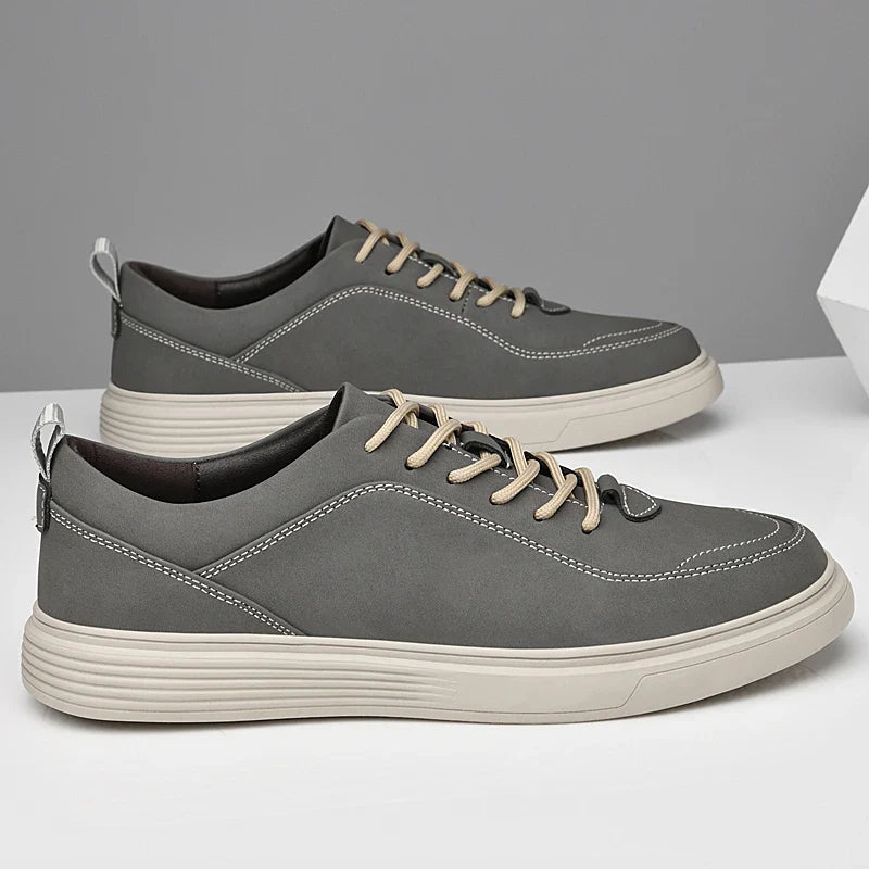 Men's Minimalist Low-Top Walking Sneakers | Smart Casual
