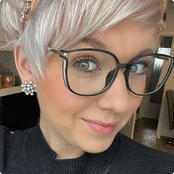 Women’s Retro Oversized Cat-Eye Glasses | Clear Frame