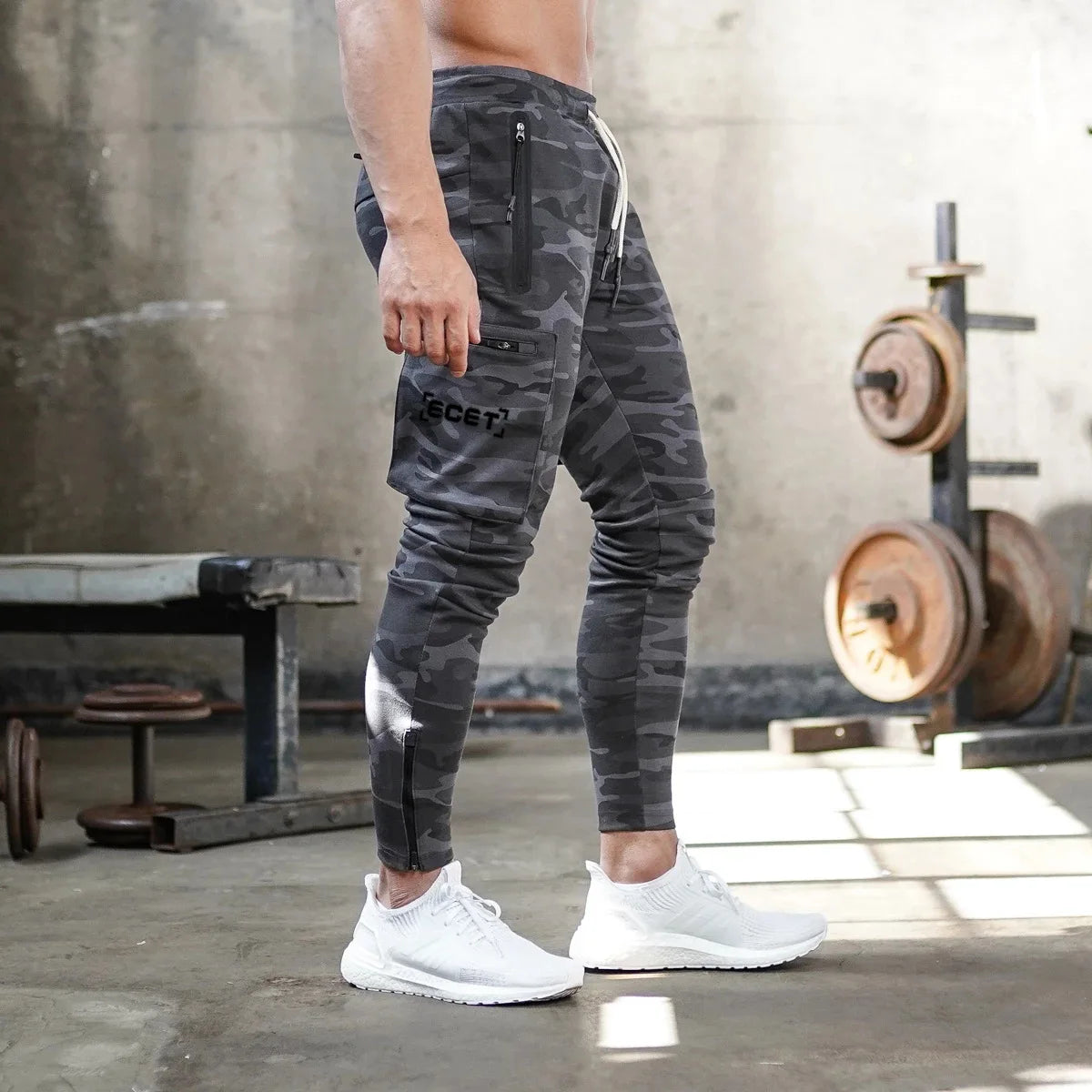 Men's Slim Fit Athletic Jogging Pants with Zipper Pockets
