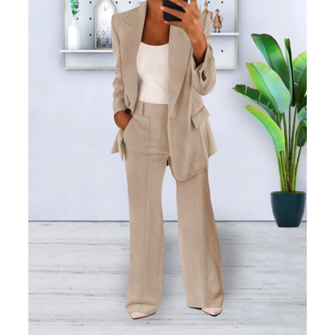 Women's Business Casual Two-Piece Suit | Relaxed Fit
