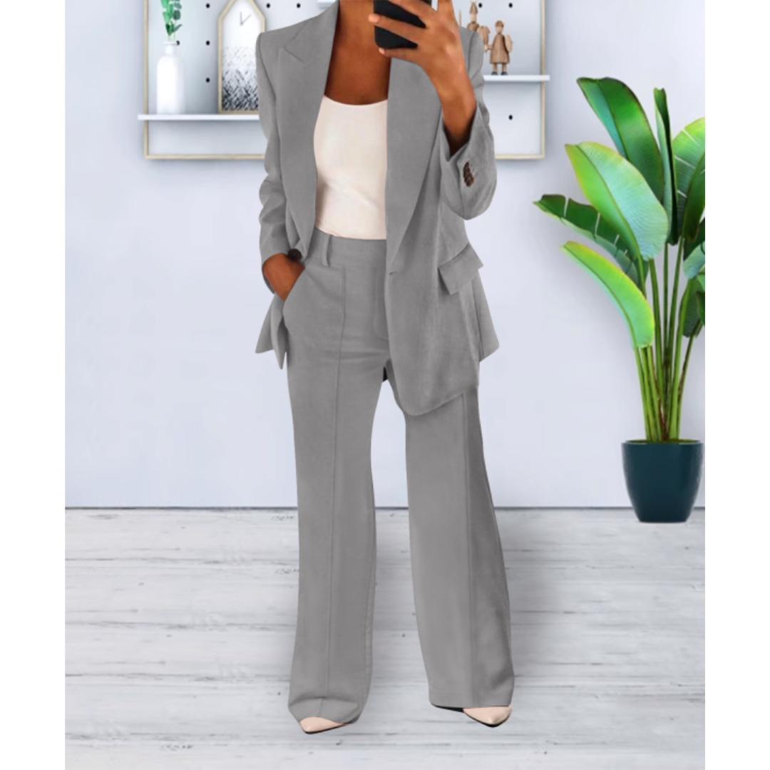 Women's Business Casual Two-Piece Suit | Relaxed Fit