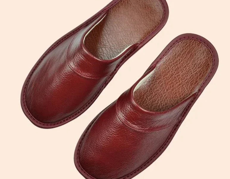 Men’s Indoor Flat Slippers | Closed Toe
